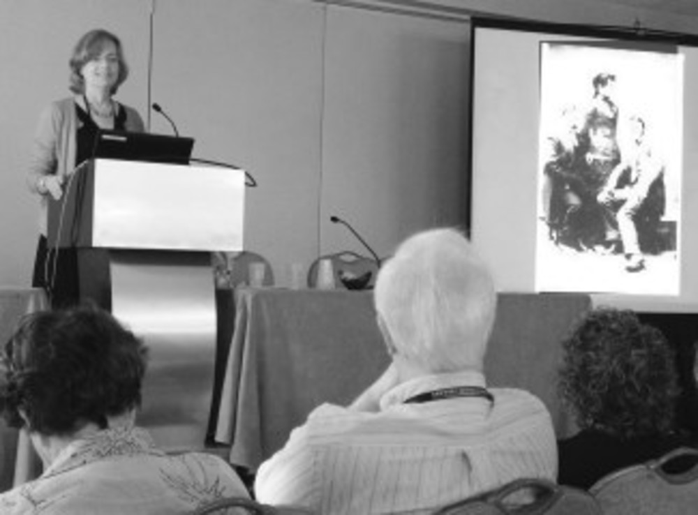 Providence-based Maureen Taylor, a “photo detective,” speaks at a genealogy conference in Boston. /SUSAN YOUNGWOOD 